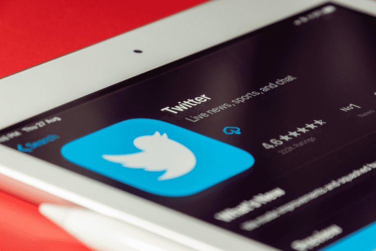 Twitter beta permite ao usuário ocultar assuntos do momento