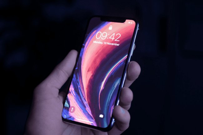 iOS 15.4 chegará com desbloqueio Face ID de máscara, e mais novidades