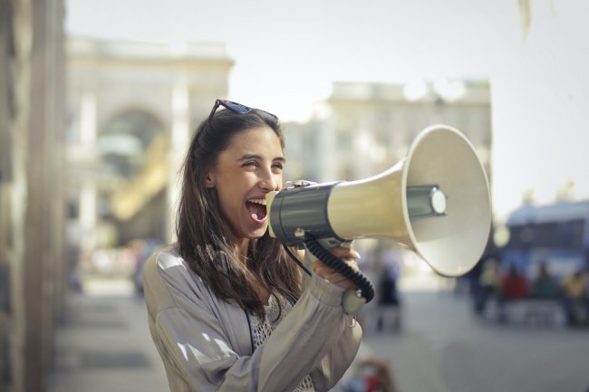 Como aumentar as suas vendas com o poder da influência social?